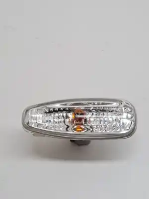 Peça sobressalente para automóvel em segunda mão farolim do lado direito por kia stonic (yb) 1.2 cvvt referências oem iam 923031w000