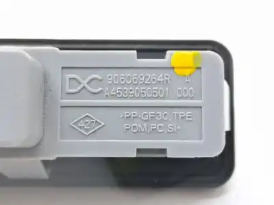 Peça sobressalente para automóvel em segunda mão puxador exterior de mala por renault clio v 1.0 tce referências oem iam 906069264r  