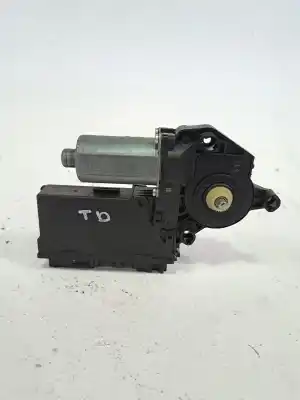 Автозапчасти б/у мотор заднего правого стекла за AUDI A4 AVANT (8E) A4 AVANT 8E ссылки OEM IAM 8E0959802E  