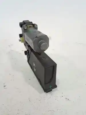 Автозапчастина б/у двиг скла задне ліво для audi a4 avant (8e) * посилання на oem iam 8e0959801e  