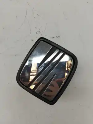 Second-hand car spare part tailgate back door handle for seat leon (1m1) 1.9 tdi oem iam references 1m6827565j