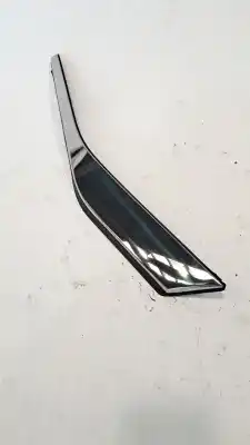 Second-hand car spare part rear decorative moulding for renault captur ii (2019-0) oem iam references 833306296r