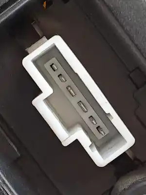 Pezzo di ricambio per auto di seconda mano luci posteriori destra per peugeot 307 break / sw (s1) rhy(dw10td) riferimenti oem iam 6351q6  