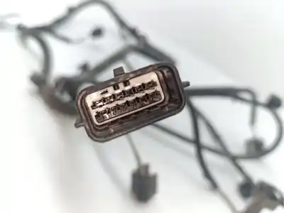 Second-hand car spare part fuse box unit for renault kadjar 1.3 tce oem iam references 240151053r  