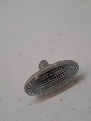 Peça sobressalente para automóvel em segunda mão farolim do lado direito por mazda 2 (de_, dh_) 1.3 (de3fs) referências oem iam gj6a51120e