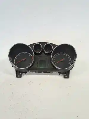 Second-hand car spare part dashboard for opel meriva 2 b manual oem iam references 13346184