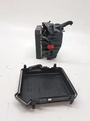 Peça sobressalente para automóvel em segunda mão caixa de fusíveis e relés por renault zoe (bfm_) z.e 40 electrico referências oem iam 284b64259r