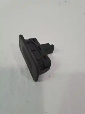 Second-hand car spare part tailgate back door handle for renault captur ii (2019-0) oem iam references 8200076256  