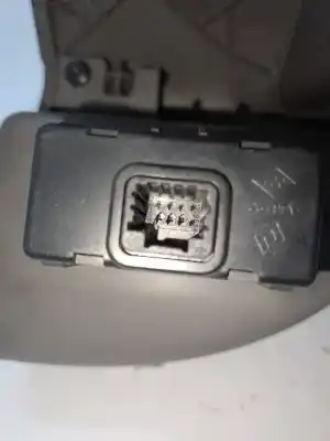 Peça sobressalente para automóvel em segunda mão porta luvas por renault kangoo kangoo referências oem iam 685004092r  