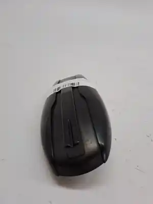 Pezzo di ricambio per auto di seconda mano antenna per land rover range rover evoque 2.2 110cv riferimenti oem iam bj3219c089ja  lr024457