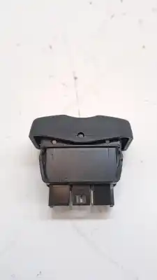 Second-hand car spare part right front power window switch for dacia logan mcv ii 1.5dci diesel fap cat oem iam references 6001546816  