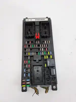 Peça sobressalente para automóvel em segunda mão caixa de fusíveis e relés por land rover range rover evoque 2.2 110cv referências oem iam bj3214f041ag