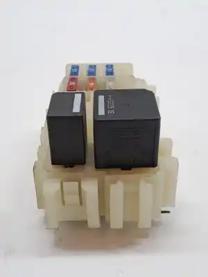 Peça sobressalente para automóvel em segunda mão caixa de fusíveis e relés por land rover range rover evoque 2.2 110cv referências oem iam gj3214a005zf  