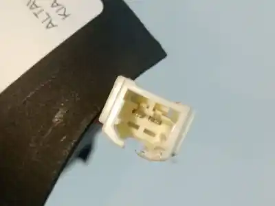 Pezzo di ricambio per auto di seconda mano altoparlante per kia ceed (ed) g4fa riferimenti oem iam 963301h010  