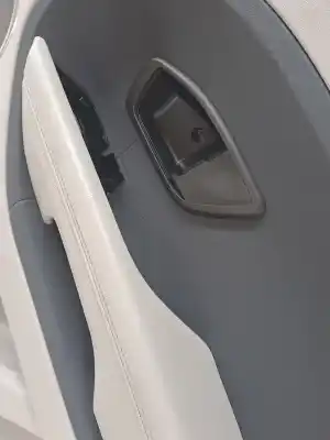 Peça sobressalente para automóvel em segunda mão forra / revestimento da porta traseira direita por land rover range rover evoque 2.2 110cv referências oem iam lr028135  bj3227406ja