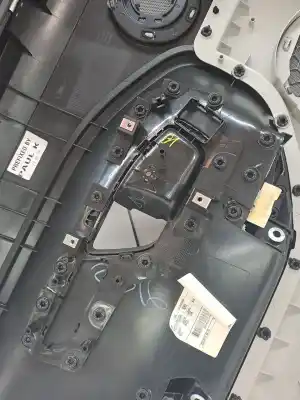 Peça sobressalente para automóvel em segunda mão forra / revestimento da porta traseira direita por land rover range rover evoque 2.2 110cv referências oem iam lr028135  bj3227406ja