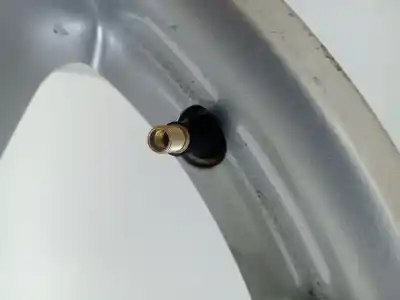 Автозапчасти б/у шина за land rover range rover evoque 2.2 110cv ссылки oem iam lr048431  bj32ba