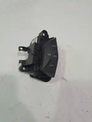 Peça sobressalente para automóvel em segunda mão comandos do volante por ford focus lim. (cb8) focus st sport referências oem iam 1779152