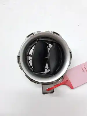 Second-hand car spare part air vent for nissan note (e11e) note (e11e) oem iam references 687603vv2a