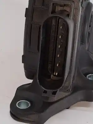 Pezzo di ricambio per auto di seconda mano pedale dell acceleratore per land rover range rover evoque 2.2 110cv riferimenti oem iam lr027136  bj329f836ab