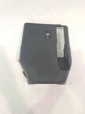 Peça sobressalente para automóvel em segunda mão Moldagem por FORD FIESTA VI (CB1, CCN) 1.4 TDCI Referências OEM IAM 1805697  