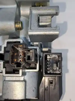 Second-hand car spare part ignition switch for mazda 2 (dy) 1.4 cd oem iam references ddy07614xa  dd106615xa - dd1066150