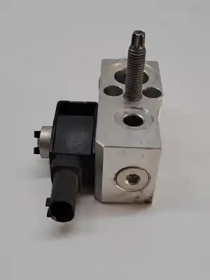 Автозапчастина б/у труби кондиціонації для tesla tesla model 3 model 3 посилання на oem iam 110187800a  