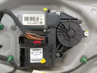 Second-hand car spare part passenger side right window regulator for volkswagen caddy ka/kb (2k) bsu oem iam references 2k1837730l  