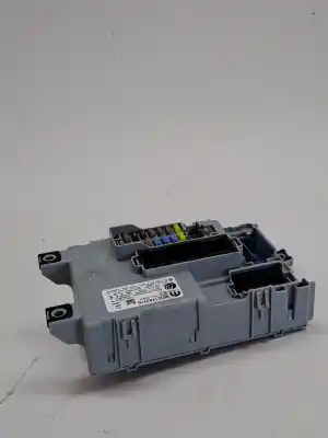 Peça sobressalente para automóvel em segunda mão caixa de fusíveis e relés por fiat 500 e new 500 icon hb referências oem iam 52178377  