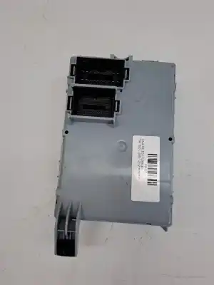 Peça sobressalente para automóvel em segunda mão caixa de fusíveis e relés por fiat 500 e new 500 icon hb referências oem iam 52178377  