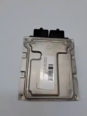 Peça sobressalente para automóvel em segunda mão centralina de motor uce por fiat 500 e new 500 icon hb referências oem iam 52204376