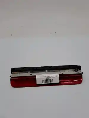 Peça sobressalente para automóvel em segunda mão farolim de travão central por fiat 500 e new 500 icon hb referências oem iam 735542373