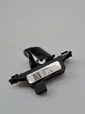 Peça sobressalente para automóvel em segunda mão botão / interruptor elevador vidro dianteiro direito por fiat 500 e new 500 icon hb referências oem iam 7356294040  07356294040 - 30170965