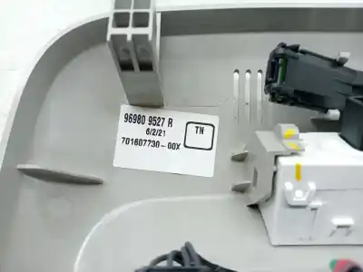 Second-hand car spare part interior light for renault kadjar 1.3 tce oem iam references 969803138r  969809527r - 264300215r