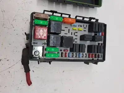 Peça sobressalente para automóvel em segunda mão caixa de fusíveis e relés por opel corsa d s-d pd11 referências oem iam 13217392ef  