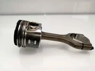 Автозапчастина б/у поршневий для FORD FOCUS C-MAX (CAP) G8DA Посилання на OEM IAM 1455691  