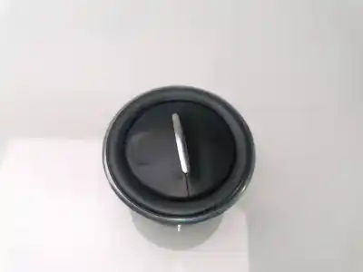 Peça sobressalente para automóvel em segunda mão GRELHA / DIFUSOR DE AR por DACIA DACIA SANDERO II  Referências OEM IAM 687608758R  