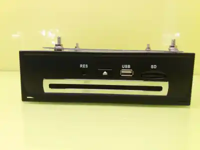 Peça sobressalente para automóvel em segunda mão módulo / sistema de navegação gps por audi a4 berlina (8e) a4 8e referências oem iam 8t1035186p  8t0057603e - 8t0035769c