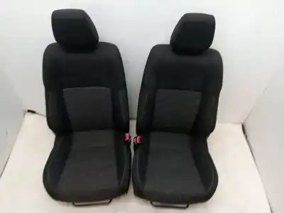 Peça sobressalente para automóvel em segunda mão conjunto de bancos por toyota auris (e18) 1nd referências oem iam 7202002440  7201002480 - 7150302240