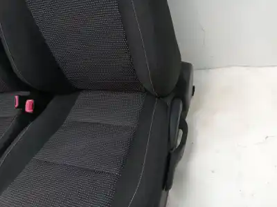 Peça sobressalente para automóvel em segunda mão conjunto de bancos por toyota auris (e18) 1nd referências oem iam 7202002440  7201002480 - 7150302240