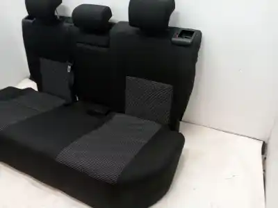 Peça sobressalente para automóvel em segunda mão conjunto de bancos por toyota auris (e18) 1nd referências oem iam 7202002440  7201002480 - 7150302240