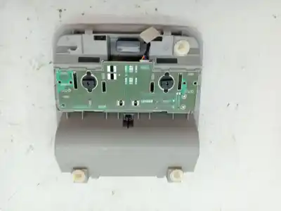 Second-hand car spare part interior light for toyota auris (e18) 1nd oem iam references 8126002480b0  