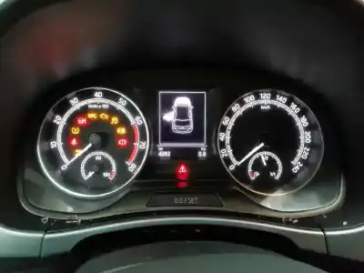 Автозапчастина б/у панель інструментів для SKODA FABIA (6Y2/6Y3) * Посилання на OEM IAM 6V0920740D  