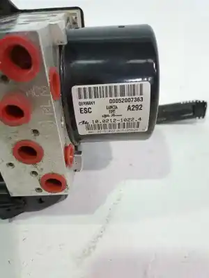 Second-hand car spare part abs control unit for opel combo life e opel combo oem iam references 95517800  5300850