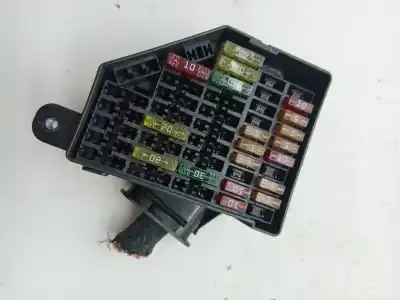 Peça sobressalente para automóvel em segunda mão caixa de fusíveis e relés por volkswagen passat variant (3c5) * referências oem iam 3c1941824