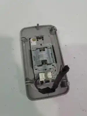Second-hand car spare part interior light for opel combo life e opel combo oem iam references 95513982  2098046