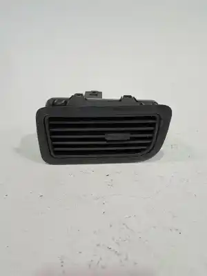 Second-hand car spare part air vent for opel combo life e opel combo oem iam references 95513356