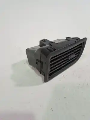 Second-hand car spare part air vent for opel combo life e opel combo oem iam references 95513356  1840017
