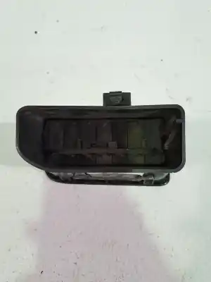 Second-hand car spare part air vent for opel combo life e opel combo oem iam references 95513356  1840017