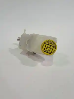 Second-hand car spare part power steering fluid tank for opel combo life e opel combo oem iam references 95512231